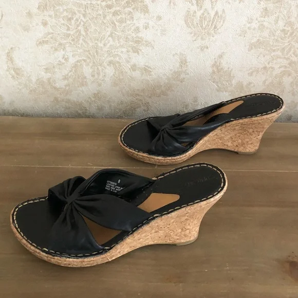 Cherokee wedges leather sandals - Picture 2 of 8